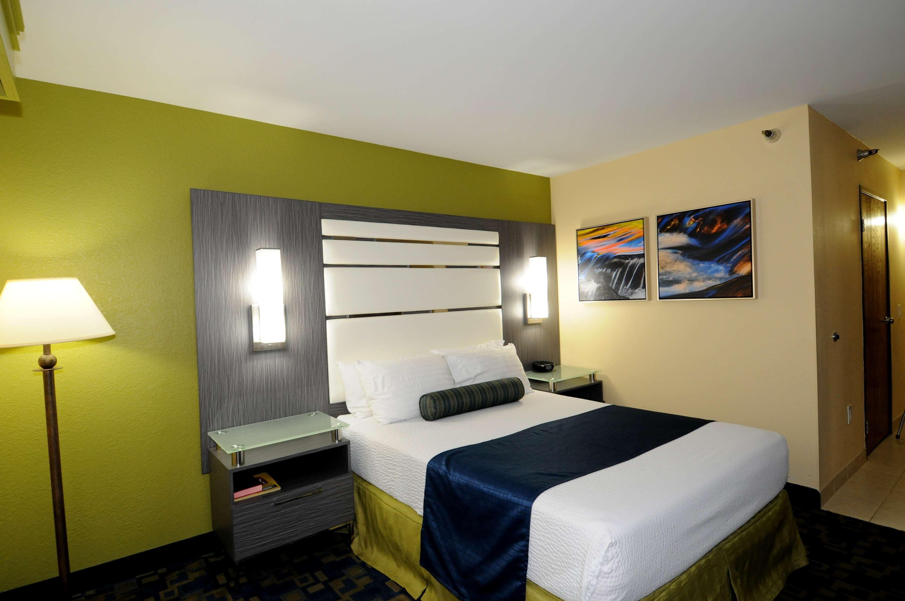 Best Western Antelope Inn & Suites Red Bluff Exterior foto