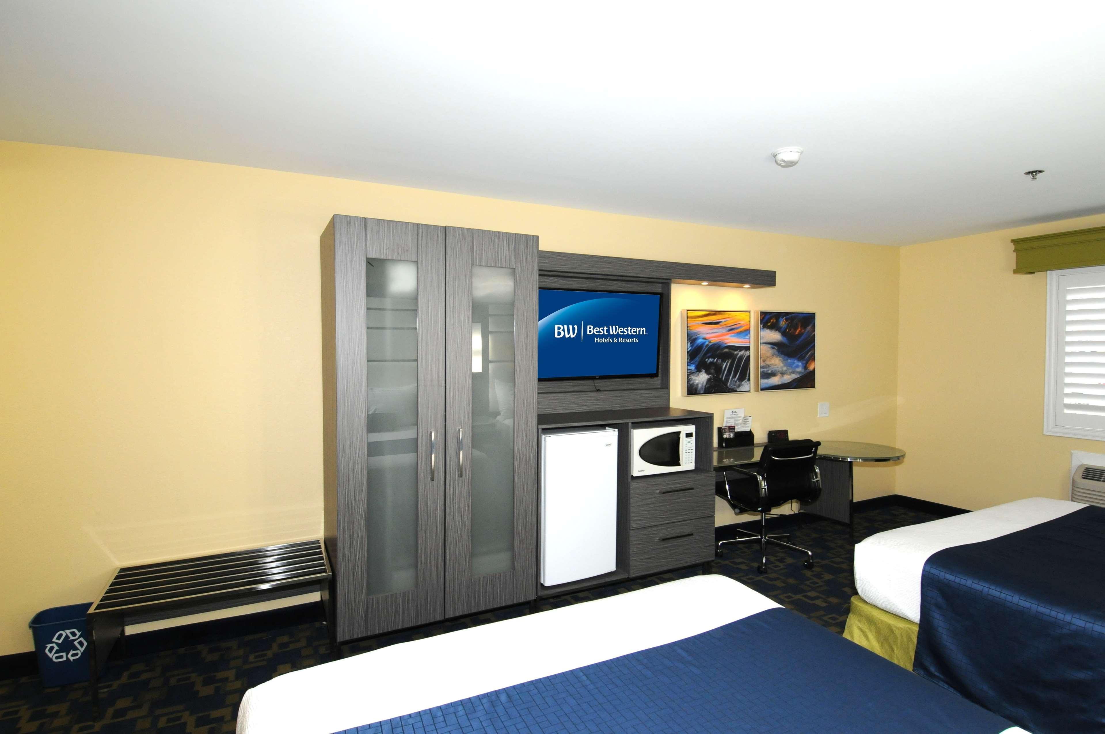 Best Western Antelope Inn & Suites Red Bluff Exterior foto